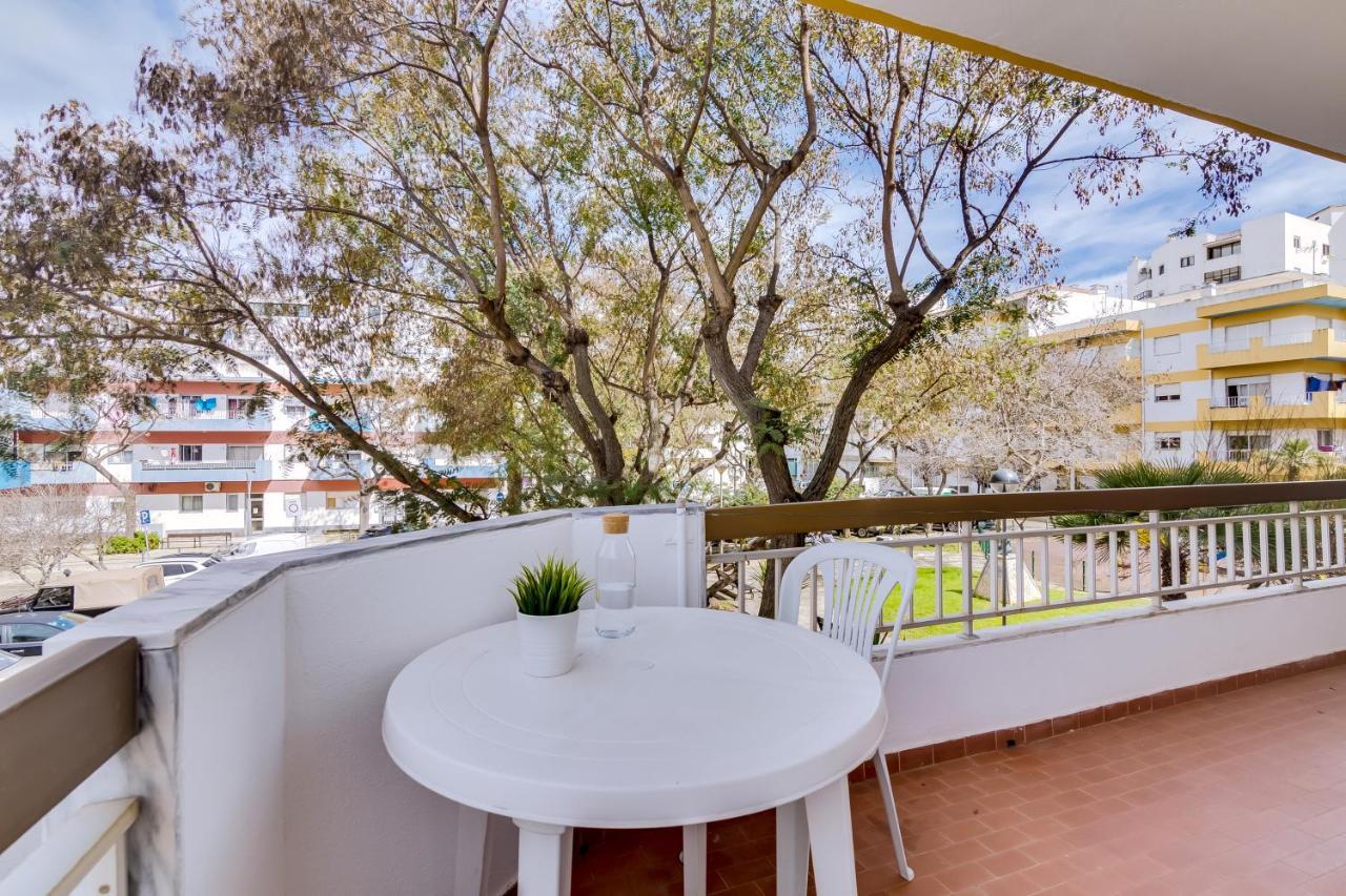 Quarteira 2Br - Near The Beach At Homesbyfc Екстериор снимка